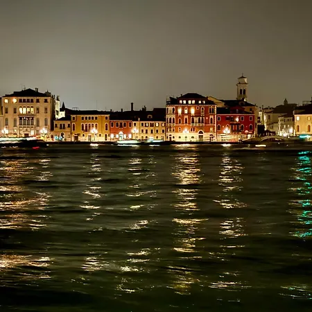 Grandma Mary Nel Con Ascensore Balcone Ac Internet Veloce Giudecca Apartment *