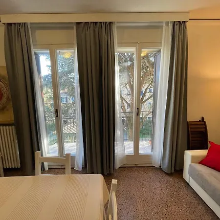Apartment Grandma Mary Nel Con Ascensore Balcone Ac Internet Veloce Giudecca