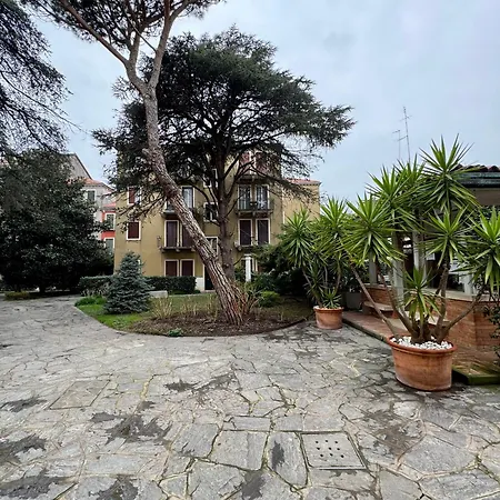 Grandma Mary Nel Con Ascensore Balcone Ac Internet Veloce Giudecca Apartmán
