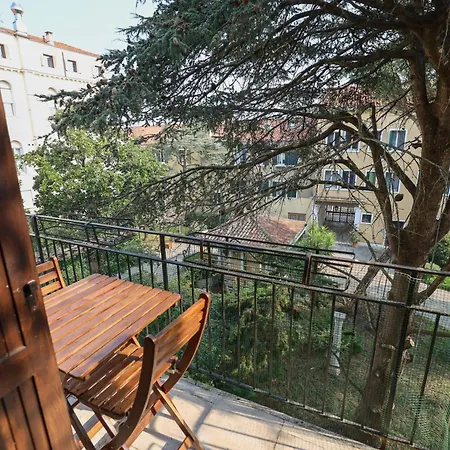 Apartmán Grandma Mary Nel Con Ascensore Balcone Ac Internet Veloce Giudecca *